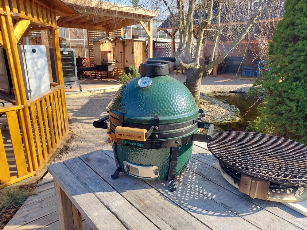 big green egg mini max